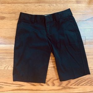 5/$25 Banana Republic Black Bermuda Shorts Sz 0